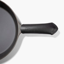 Load image into Gallery viewer, Field Leather Handle Cover (Black)