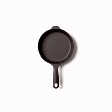 Load image into Gallery viewer, Field No. 4 Skillet – 6 ¾ inches