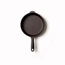 Load image into Gallery viewer, Field No. 6 Skillet – 8 3/8 inches