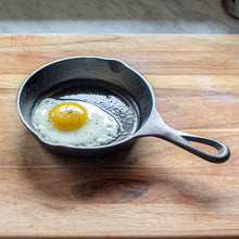 Load image into Gallery viewer, Lodge 5 Inch Seasoned Cast Iron Skillet