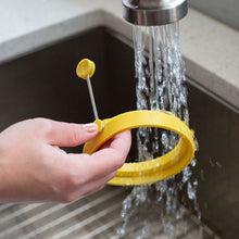 Load image into Gallery viewer, Lodge 4 Inch Silicone Egg Ring