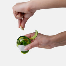 Load image into Gallery viewer, Garlic Mincer Cast Iron Company