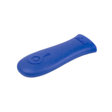 Load image into Gallery viewer, Lodge Silicone Handle Holder Cast Iron Company