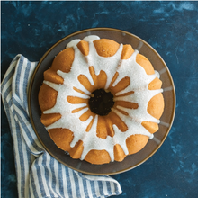 Load image into Gallery viewer, 12 cup Bundt Pan