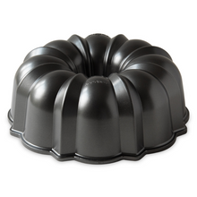Load image into Gallery viewer, Original Bundt Pan
