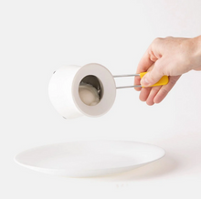 Load image into Gallery viewer, Chef'n Swirl N Perfect Egg Poacher