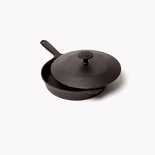 Load image into Gallery viewer, Field Company No.6 Cast Iron Skillet Lid
