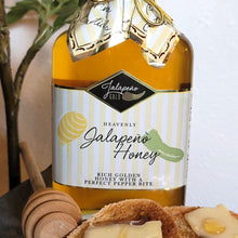 Load image into Gallery viewer, Jalapeño Honey - 10 oz.
