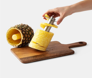 Pineapple Twist 'n Core Tool