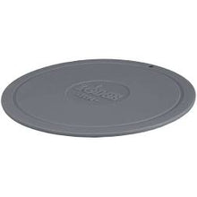 Load image into Gallery viewer, Lodge Round Deluxe Silicone Trivet
